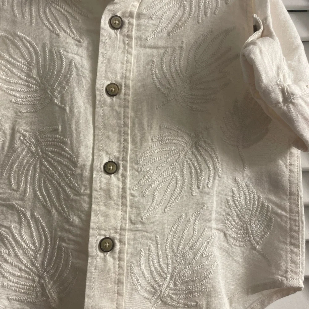 BABY GAP LIKE NEW Guayabera-like Shirt SZ 12-18M runs LG Don’t think ever worn